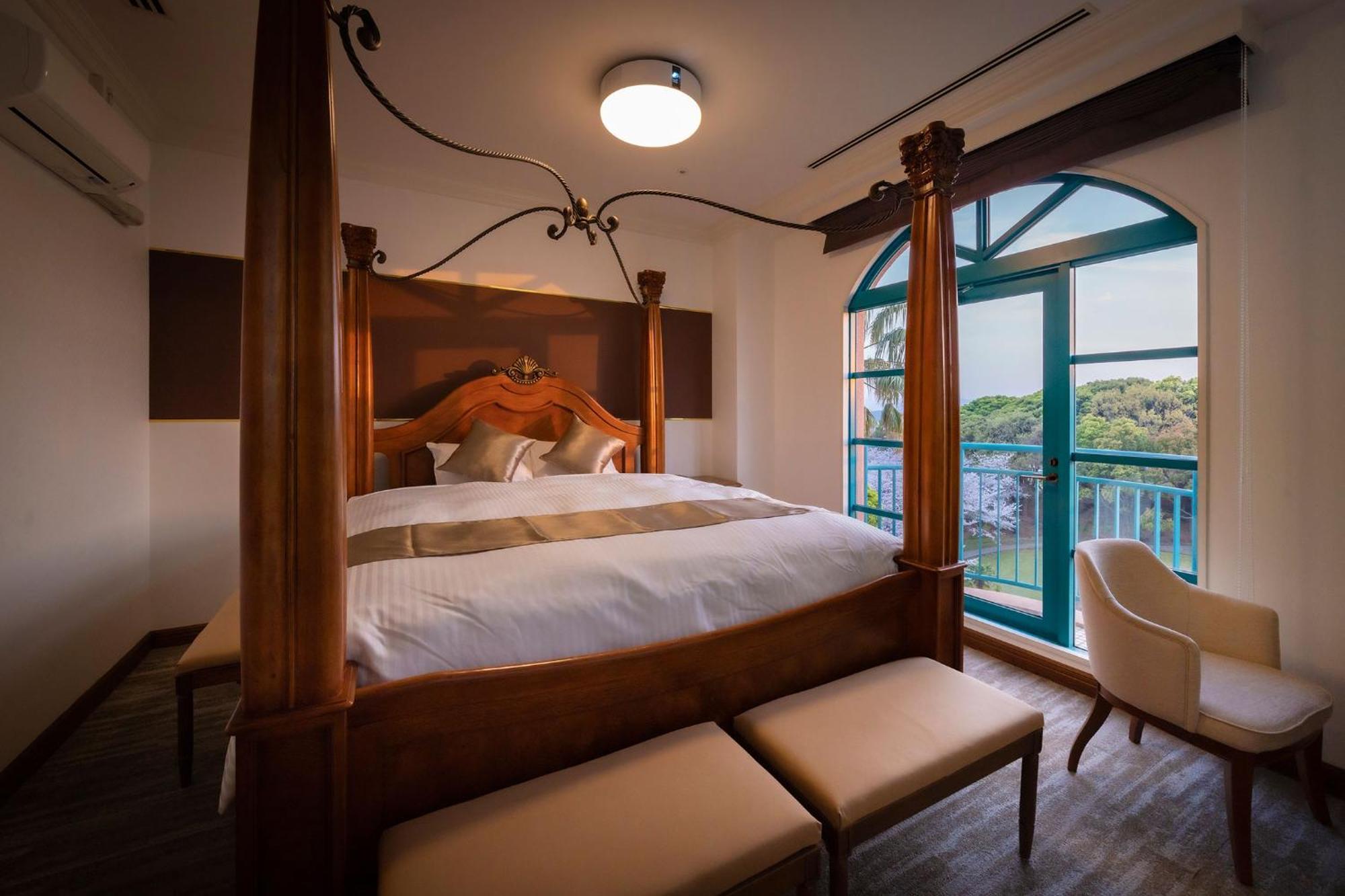 Hotel Ooedo Onsen Monogatari Premium Saikaibashi Sasebo Exteriér fotografie
